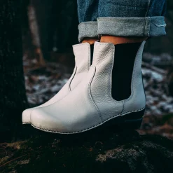Aalbek Women's Chelsea Boot in White
