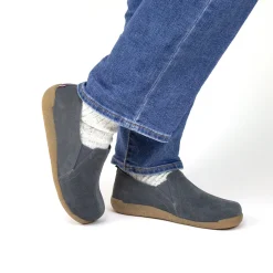 Barso Unisex Suede Slipper in Slate