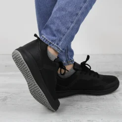 Concave Unisex Sneaker in Black