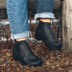 Hudson Women's Leather Chelsea Boot in Black