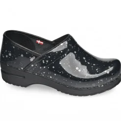 Misfit Women's Slip Resistant Clog in Silver
