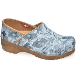 Plume Women's Clog in Blue