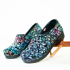Plume Women's Clog in Multicolor