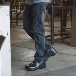Pro. Cabrio Men's Clog in Black