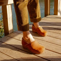 Pro. Oiled Leather Women's Clog in Cognac