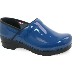 Pro. Patent Women's Clog in Navy