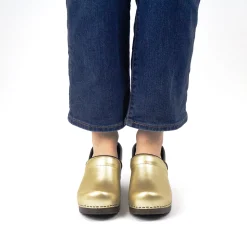 Pro. PU Women's Clog in Gold
