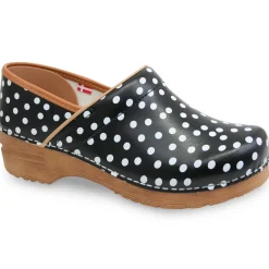 Roxbury Women's Clog in Black
