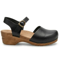 Sansi Women's Sandal in Black