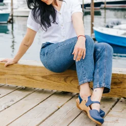 Sansi Women's Sandal in Navy