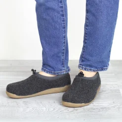 Stromo Unisex Wool Slipper in Charcoal