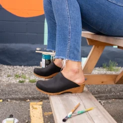 Vegan Ellis Women's Clog in Black