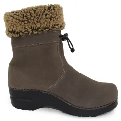 Yama Women's Suede Boot in Grey